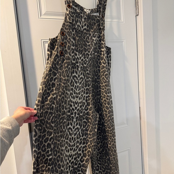 Easel NWT Washed Animal Print Overalls - Picture 4 of 10